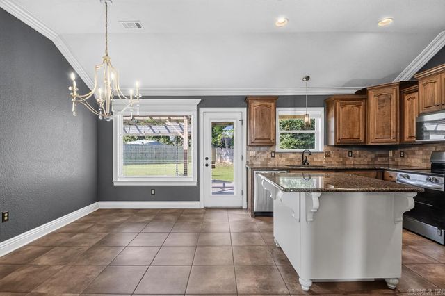2806 Barbara Court, Bryant, AR 72022