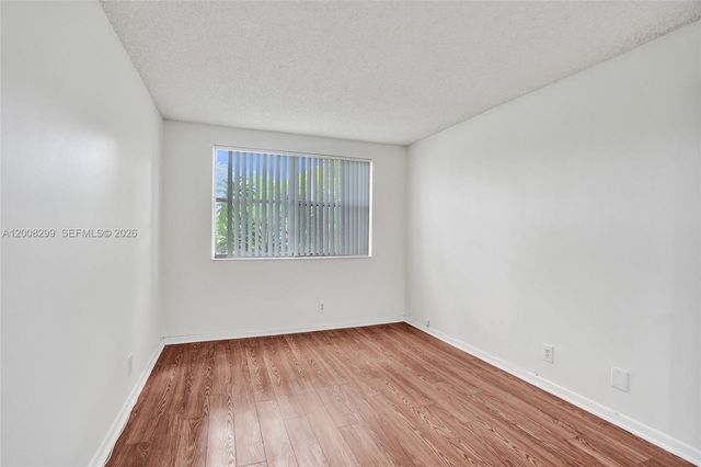 8721 Wiles Rd 101, Coral Springs, FL 33067