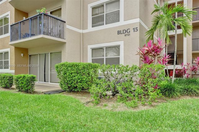 8721 Wiles Rd 101, Coral Springs, FL 33067