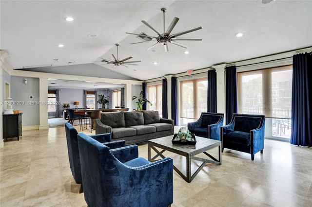 8721 Wiles Rd 101, Coral Springs, FL 33067