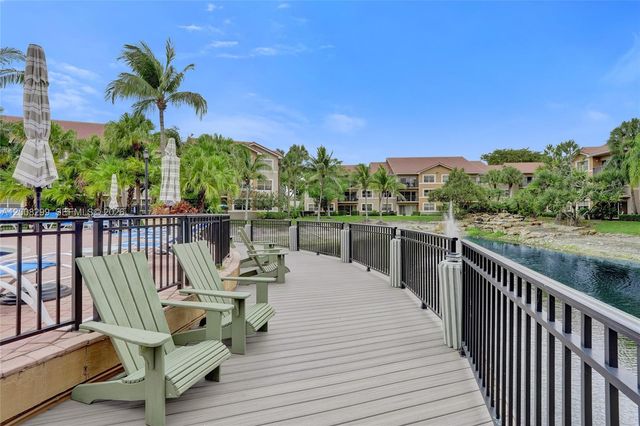 8721 Wiles Rd 101, Coral Springs, FL 33067