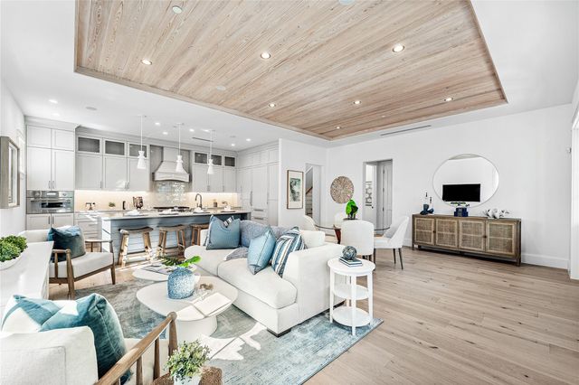 146 SE 1st Ave, Delray Beach, FL 33444