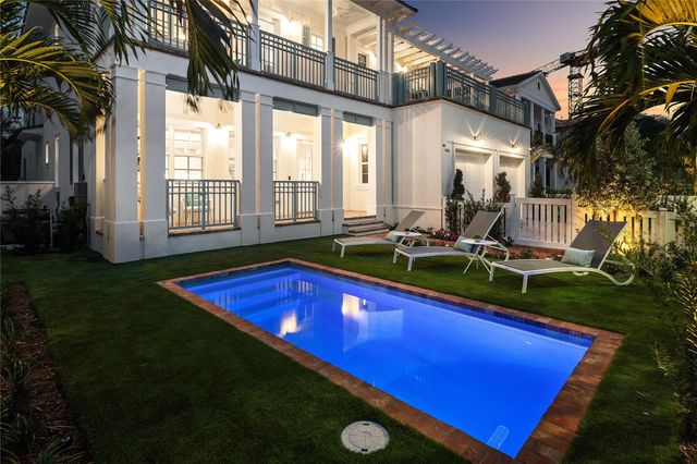 146 SE 1st Ave, Delray Beach, FL 33444