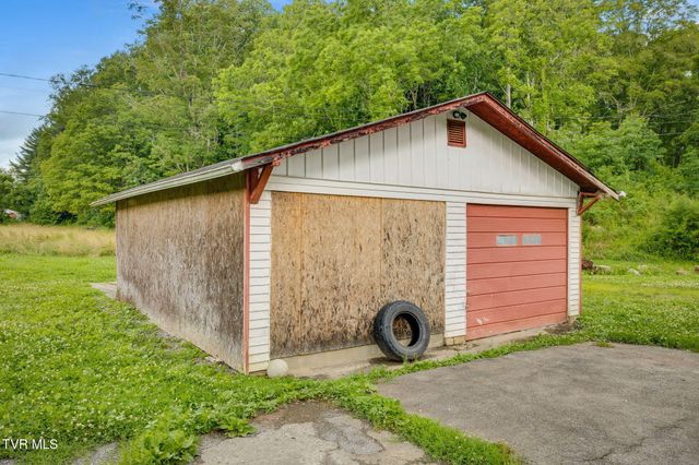 491 Valley Drive, Blountville, TN 37617