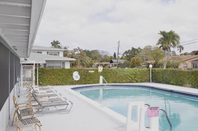 6500 Winfield Boulevard Unit 201, Margate, FL 33063