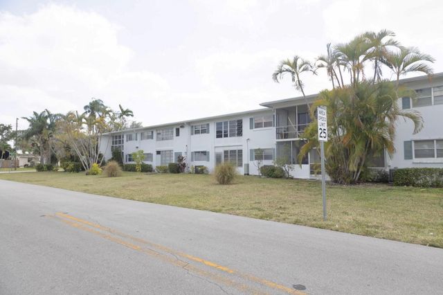 6500 Winfield Boulevard Unit 201, Margate, FL 33063