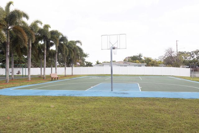 6500 Winfield Boulevard Unit 201, Margate, FL 33063