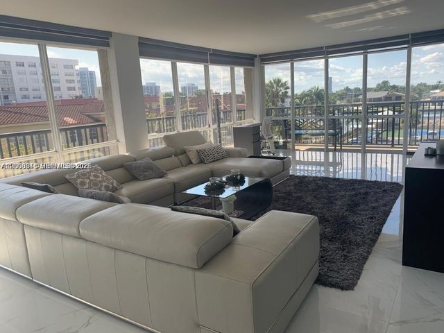 2049 S Ocean Dr 401, Hallandale Beach, FL 33009