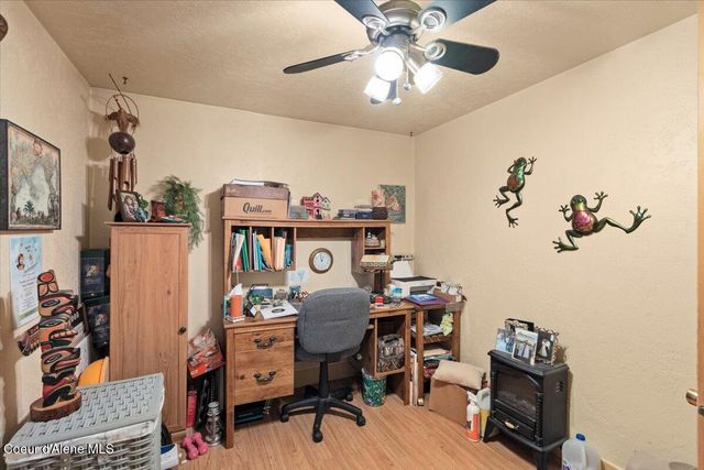 301 Third St, Osburn, ID 83849