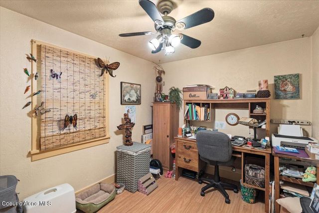 301 Third St, Osburn, ID 83849