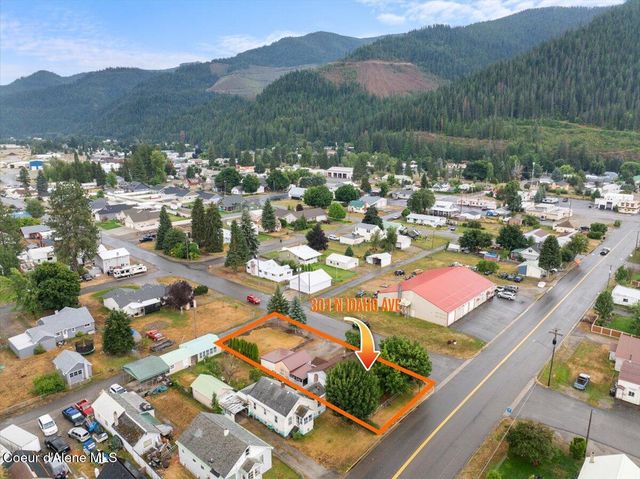 301 Third St, Osburn, ID 83849