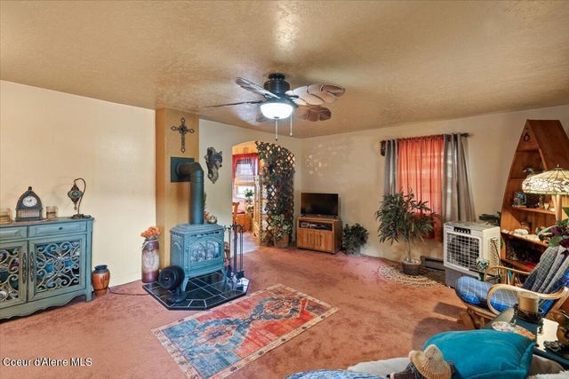 301 Third St, Osburn, ID 83849