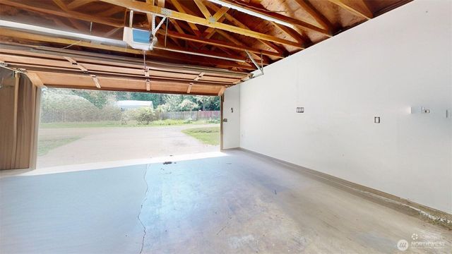 6011 185th Street SW, Lynnwood, WA 98037