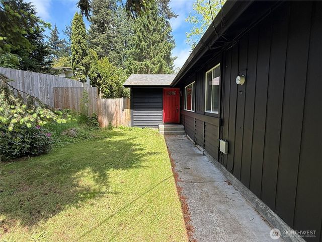 6011 185th Street SW, Lynnwood, WA 98037