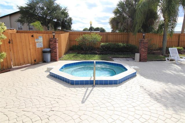 1712 SILVER CREEK COURT 99, Orlando, FL 32807