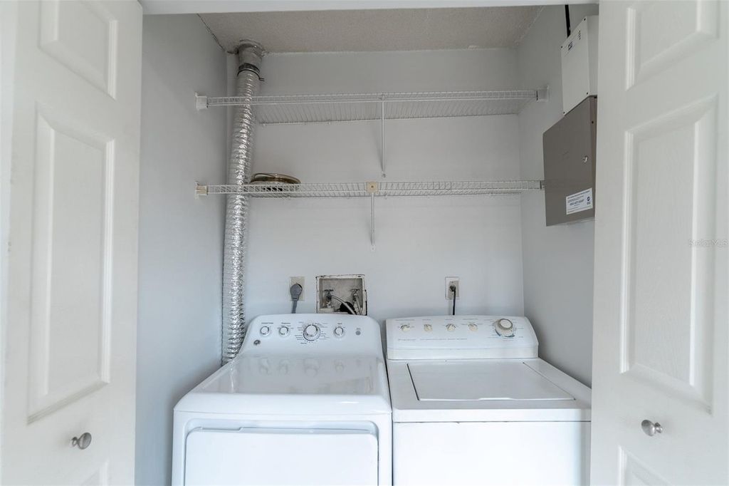 Image 28 of property listing at 1712 SILVER CREEK COURT 99, Orlando, FL 32807