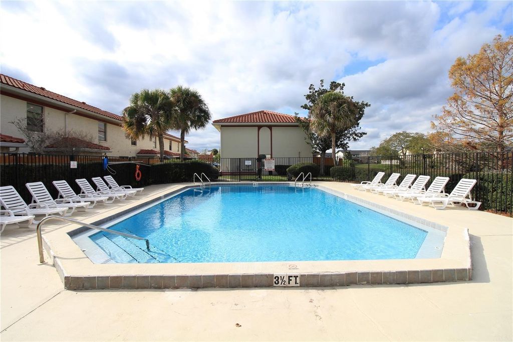 Image 42 of property listing at 1712 SILVER CREEK COURT 99, Orlando, FL 32807