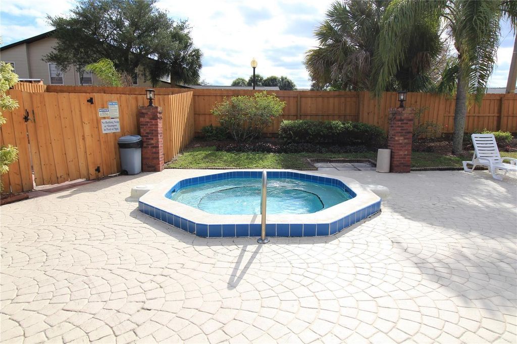 Image 43 of property listing at 1712 SILVER CREEK COURT 99, Orlando, FL 32807