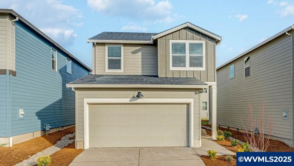 356 Greencrest St NE, Salem, OR 97301