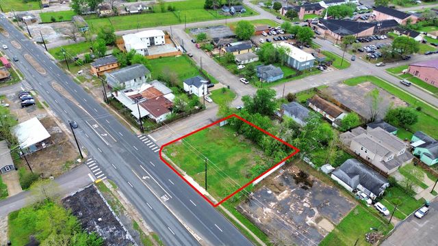 7903 Cullen Boulevard, Houston, TX 77051