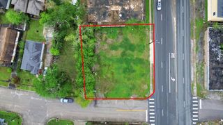 7903 Cullen Boulevard, Houston, TX 77051