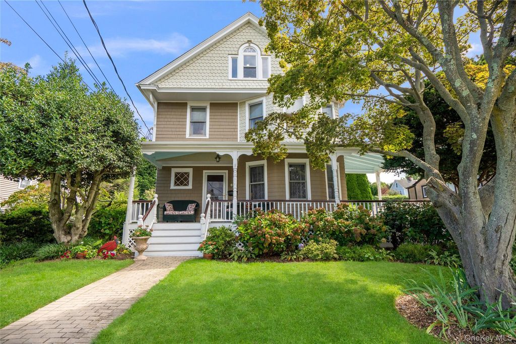 43 Kellogg Street, Oyster Bay, NY 11771 — photo 2