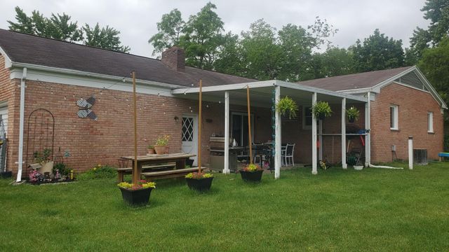 1521 E Broadway Street, Pleasant, MI 48858