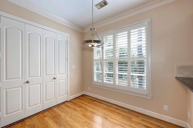 1523 Haddon B, Houston, TX 77006