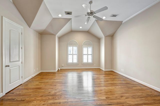 1523 Haddon B, Houston, TX 77006