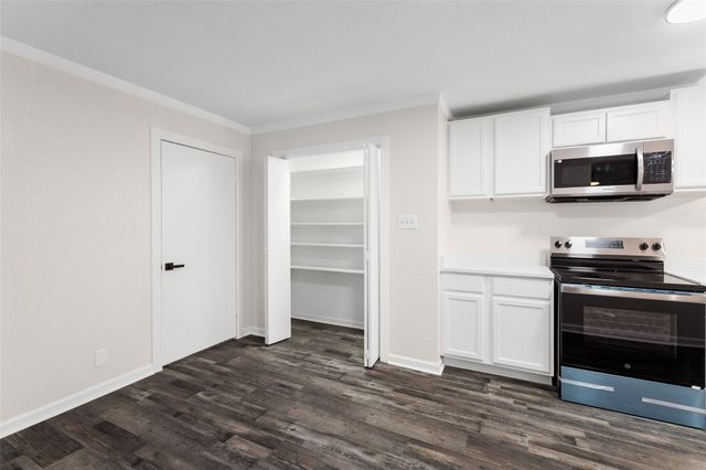 2548 Matland Drive, Dallas, TX 75237