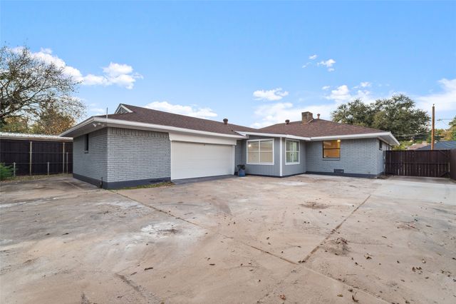 2548 Matland Drive, Dallas, TX 75237