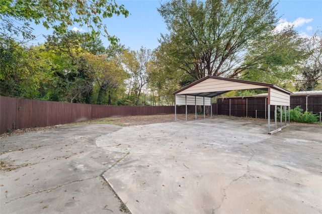 2548 Matland Drive, Dallas, TX 75237