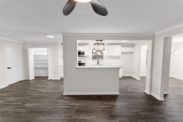 2548 Matland Drive, Dallas, TX 75237