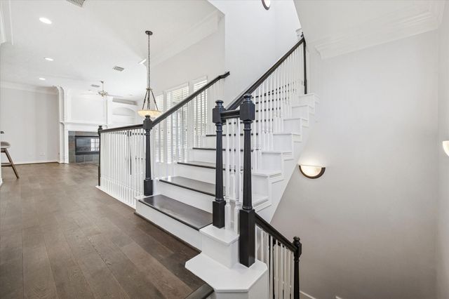 5208 Blossom Street 5, Houston, TX 77007