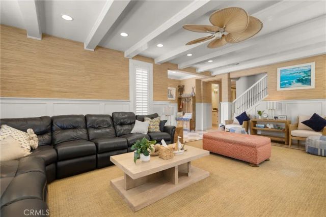 208 E Balboa, Newport Beach, CA 92661