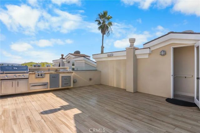 208 E Balboa, Newport Beach, CA 92661