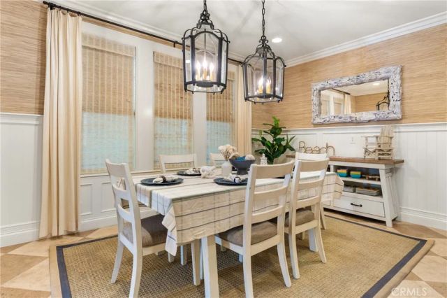 208 E Balboa, Newport Beach, CA 92661