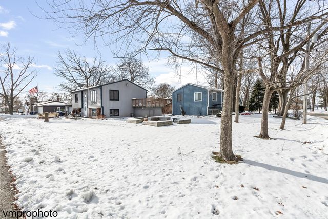 37440 N Lake Shore Drive, Lake Villa, IL 60046