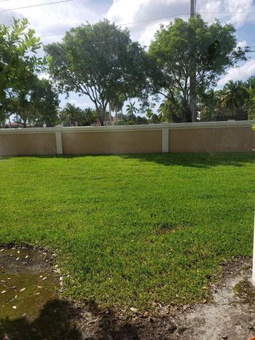3512 Briar Bay Boulevard 105, West Palm Beach, FL 33411