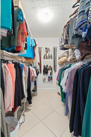 2081 SW 12th Avenue, Boynton Beach, FL 33426