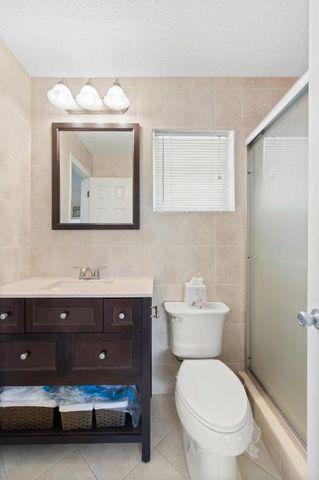 2081 SW 12th Avenue, Boynton Beach, FL 33426