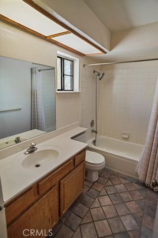 5101 Ruby Court, Lancaster, CA 93536