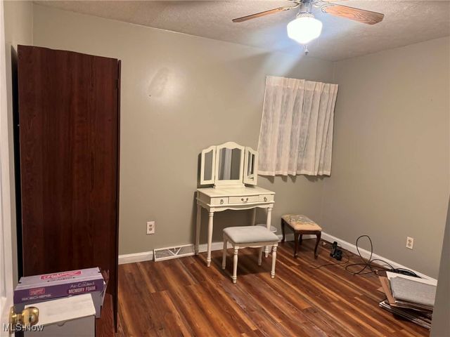 806 Bantam Ridge Road, Wintersville, OH 43953