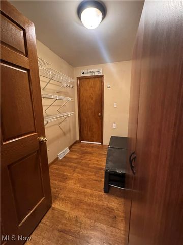 806 Bantam Ridge Road, Wintersville, OH 43953