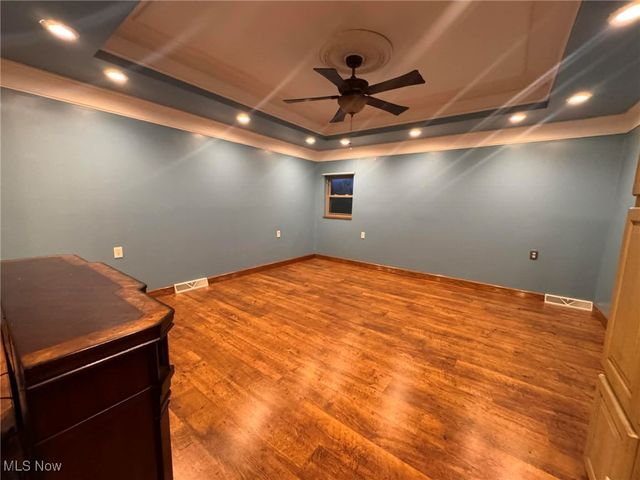 806 Bantam Ridge Road, Wintersville, OH 43953