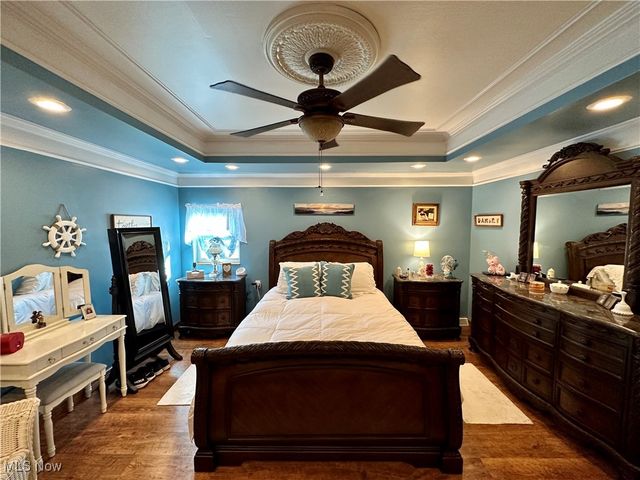 806 Bantam Ridge Road, Wintersville, OH 43953