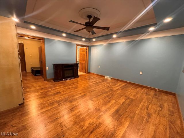 806 Bantam Ridge Road, Wintersville, OH 43953