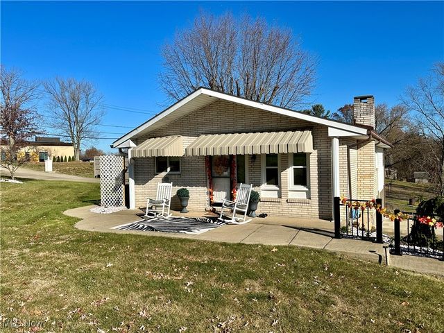 806 Bantam Ridge Road, Wintersville, OH 43953