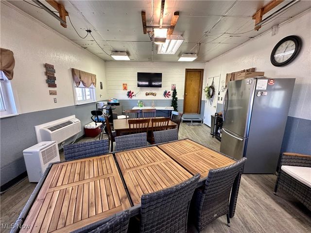 806 Bantam Ridge Road, Wintersville, OH 43953