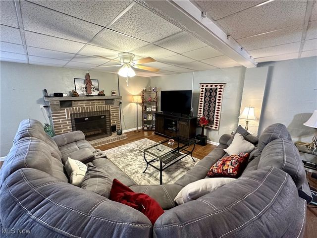 806 Bantam Ridge Road, Wintersville, OH 43953